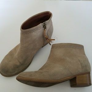TOMS Ankle Booties